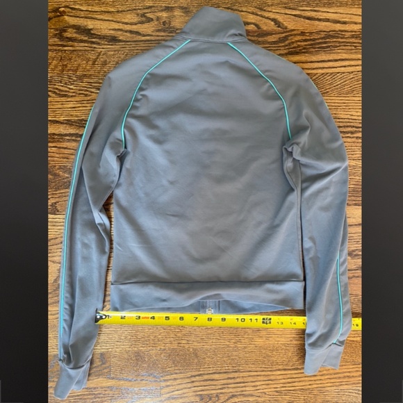 TNA Aritzia Jacket - Picture 2 of 9